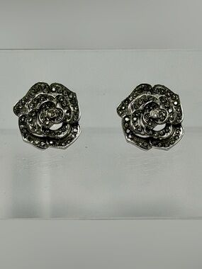 Silver-tone Flower Rhinestone Stud Earrings Push Backs